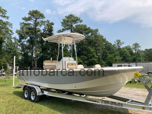 Carolina Skiff Ultra Elite 24 recensioni e scheda tecnica